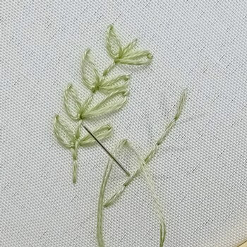 How to make detached chain stitch leaves - Tinker Patterns